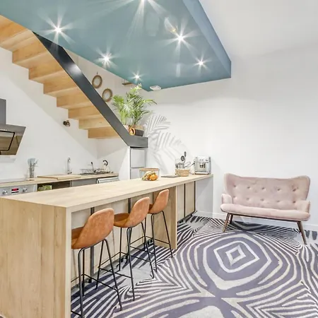 Un Air De - Au Cœur De La Cité Médiévale Billomoise Сasa de vacaciones