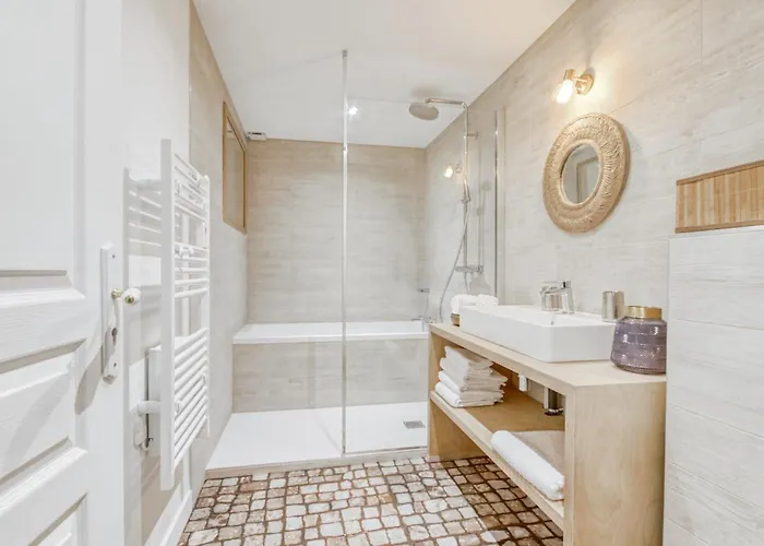 Holiday home Un Air De - Au Coeur De La Cite Medievale Billomoise Billom